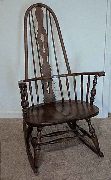 Windsor Rocking Chair Bow Back Vintage Antique Free Local Pickup