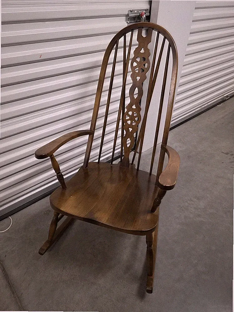 Windsor Traditional Oak Rocking Chair with Arms & Decorative Backrest, Brown